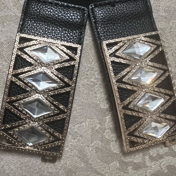 Susan Graver  stretch belt elastic adjustable ornate buckle black gold S/M EUC main image 11